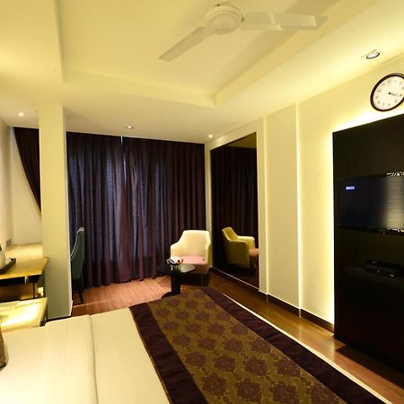 Hotel City Star - Free Airport Pickup Neu-Delhi Exterior foto